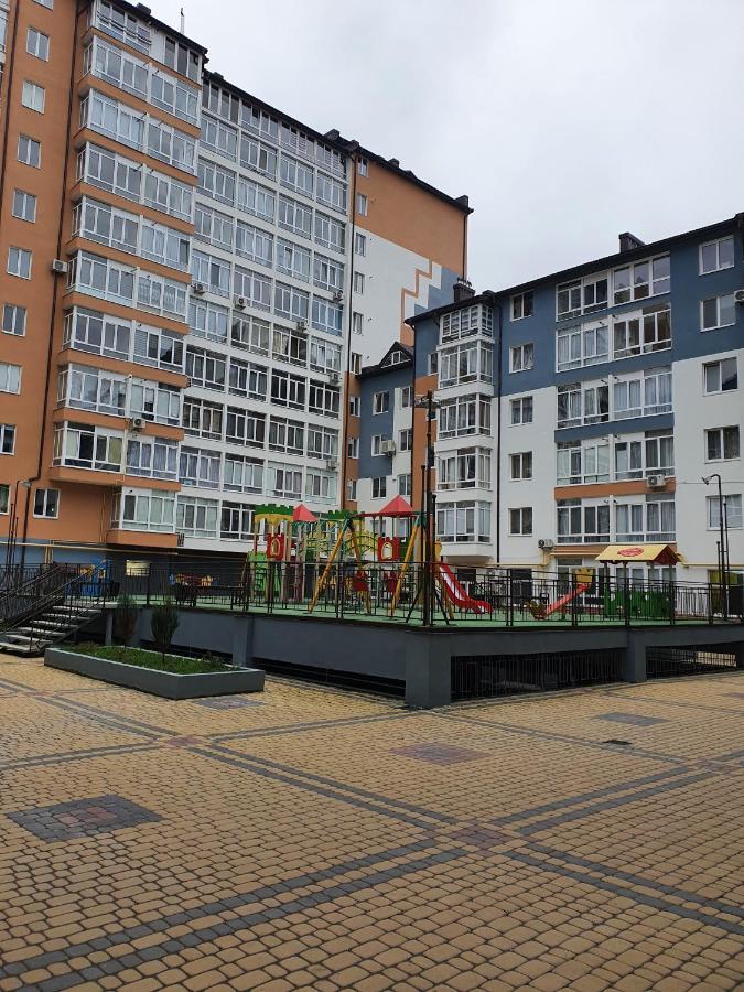 True In The City Center Ivano-Frankivsk Eksteriør bilde